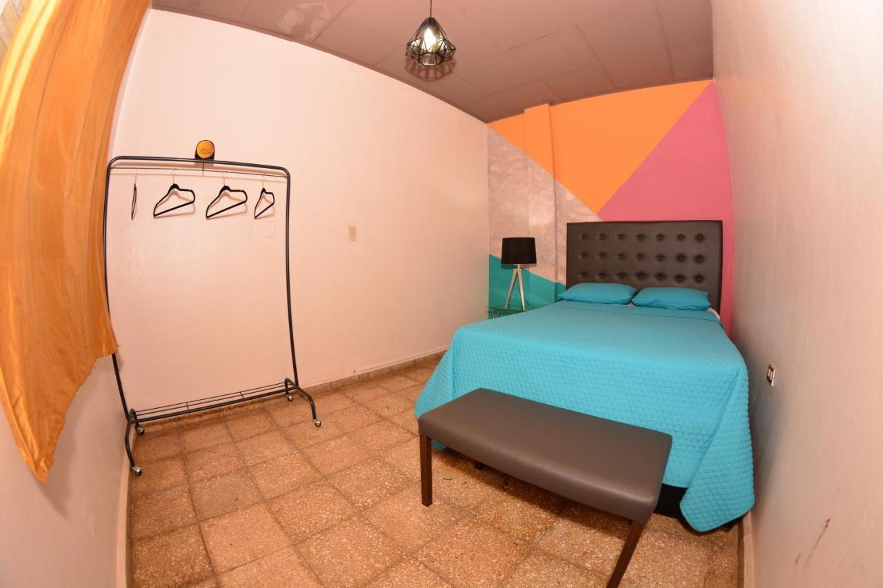 Hostal Sole Santa Ana Extérieur photo